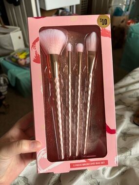 Target Pink and Rose Gold 5-Piece Makeup Brush Set